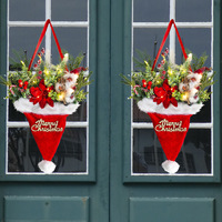 Ornement suspendu décoratif de chapeau de Noël lumineux, suspension de porte d'aiguille verte artificielle de Noël
