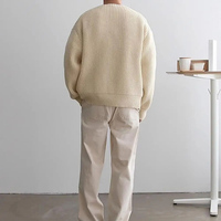 Maßgefertigter 100% Polyester V-Ausschnitt Winter-Pullover Reißverschluss-Tasche Jacke Herren Strickware Lässige Einfarbige Langarm-Strickjacke