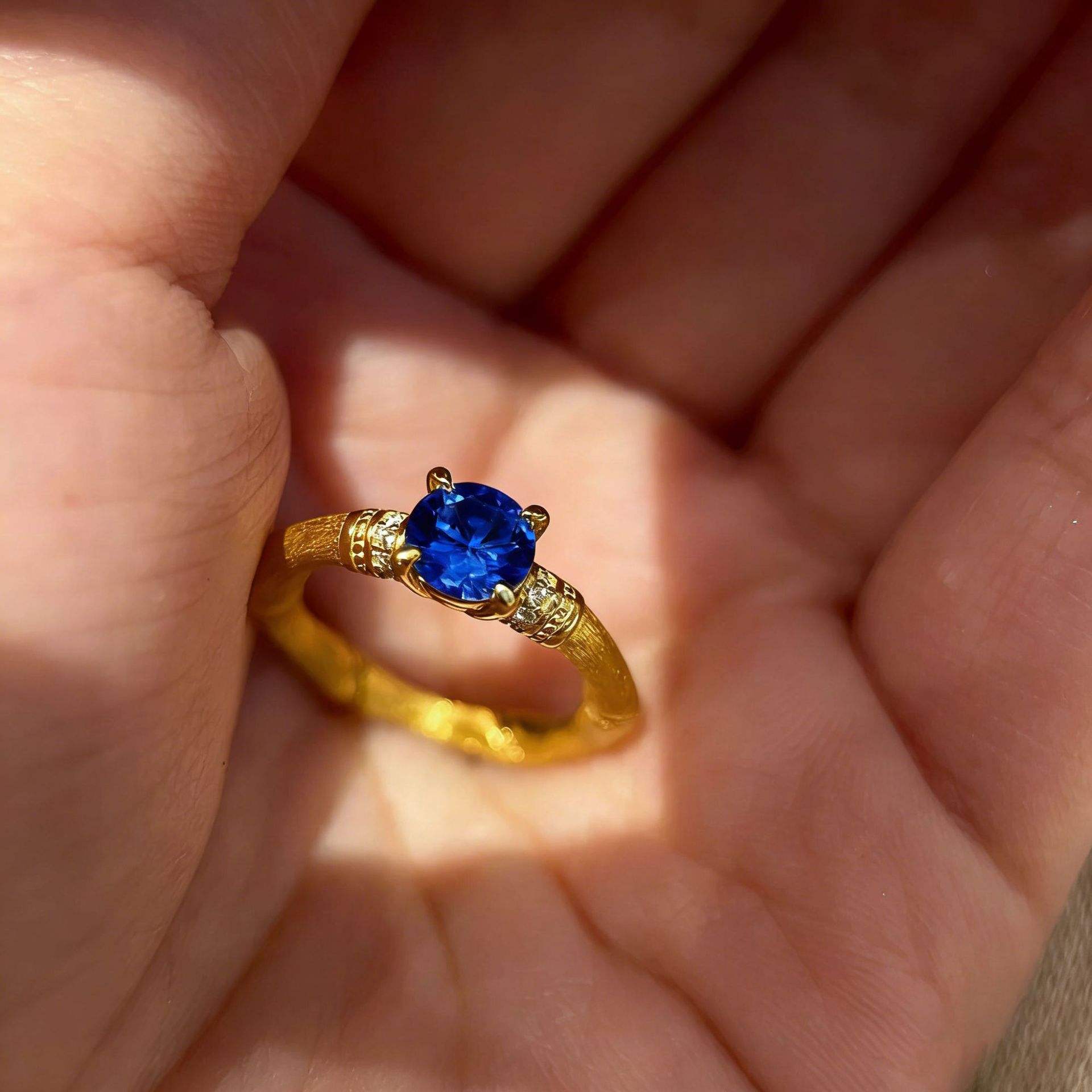 Bague bambou cristal bleu diamant rond