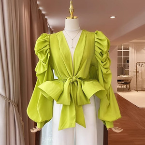 Camisa de Mujer con Mangas Abullonadas, Cuello en V, Volantes 3D, Cintura con Lazo y Mangas Largas, a la Moda - Product Image 5