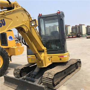 Excavatrice KOMATSU d'occasion japonaise petite mini pelle sur chenilles en caoutchouc de 5 tonnes PC55 PC55MR pour le creusement agricole - Product Image 5