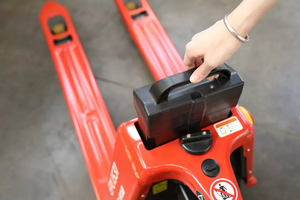 <span class=keywords><strong>EP</strong></span> 1.5T camion-palette électrique LI-ION EPL1531 avec chargeur externe - Product Image 5