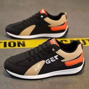 Nouvelles Chaussures Décontractées Confortables et Polyvalentes Printemps-Automne 2026 Style Forrest Gump pour Jeunes et Étudiants - Product Image 2