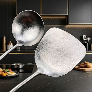 Juego de espátula y cuchara para sopa de titanio puro con mango de madera para cocinar y freír en la cocina, 2 piezas - Product Image 2