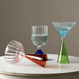 L <span class=keywords><strong>Design</strong></span> unico all'ingrosso alta borosilicato a strisce di <span class=keywords><strong>vetro</strong></span> di vino calice di <span class=keywords><strong>caffè</strong></span> tazza di <span class=keywords><strong>vetro</strong></span> soffiato a mano - Product Image 2