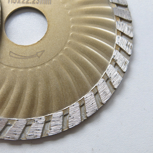 Lame de scie à <span class=keywords><strong>diamant</strong></span> de haute qualité pour bricolage avec finition au nitride pour meuleuse d'angle Vente en gros Roue de coupe au <span class=keywords><strong>diamant</strong></span> personnalisée OEM - Product Image 4