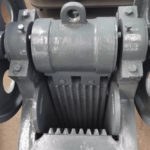 Trituradora de Mandíbulas Pequeña Usada, Trituradora de Mandíbulas PE250A400 de Segunda Mano con Máquina de Cribado en Venta - Product Image 6