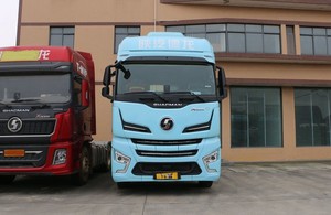 Shacman X6000 6x4 Diesel Tractor Truck 450HP Automatic Transmission Euro 5 Logistics Transport <b>Prime</b> Mover - Product Image 2