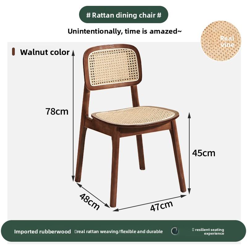 Silla Kaman con acabado en nogal y funda de asiento de ratán