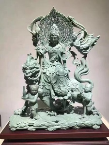 Produsen kustom kualitas unggul ukiran tangan mewah indah warna hijau jade Guan Yin buddha patung