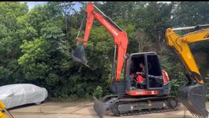 Prix de gros, excellente qualité, excavatrice Kubota Kx 183 prête à être expédiée, excavatrice Kubota KX 183 d'occasion, mini-excavatrice Kubota 183 - Product Image 6