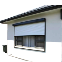 Fenêtre électrique automatique moderne en alliage d'aluminium avec volet roulant, volets anti-ouragan, isolation thermique et protection contre le vent extérieur