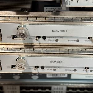 Juniper <span class=keywords><strong>RE</strong></span>-S-1800X4-16G <span class=keywords><strong>POE</strong></span> Routing Engine con Puertos SFP, Capacidad de Conmutación de 2.56 Tbps, Estado Usado, en Stock - Product Image 4