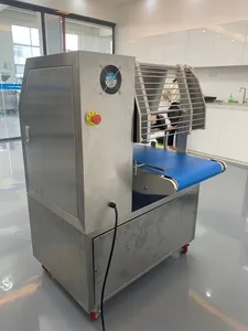 Otomatik mini bisküvi çerez depositor makinesi endüstriyel döner çerez bisküvi yapma makinesi tedarikçi için