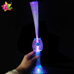 Giocattoli Più Popolari 2026: Bacchetta in Fibra Ottica Luminosa a Forma di Capibara con Animali in Plastica Blu, Rosa, Viola, Marrone - Giocattoli LED - Product Image 4