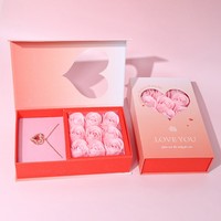 Scatola Regalo Personalizzata con Design a Libro e Finestra, per Gioielli, con 9 Rose Eterne di Sapone, per Anelli e Collane