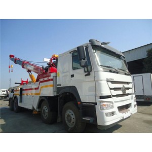 Grúa de Remolque Pesada HOWO de 50 Toneladas, Camión de Remolque 8x4 con Grúa Giratoria, en Venta - Product Image 1