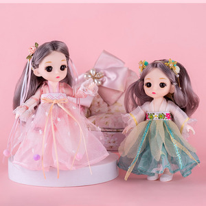 Bambola Gotica in Stile Palazzo Antico da 17cm, Principessa Sognante, Regalo per Bambini - Product Image 3