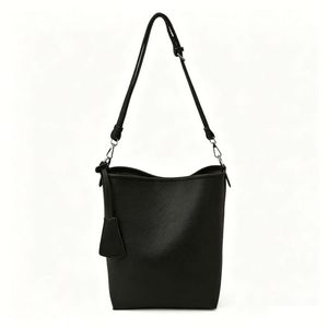 Bag Manufacturers Custom Oem Lady High Quality Fashion Luxury Designers <b>Handbags</b> Genuine Leather Women Woven Bucket Bags - Product Image 4