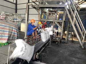 <span class=keywords><strong>Engrais</strong></span> Composé Agricole à Libération Rapide NPK 20-20-20 Soluble dans l'Eau pour une Agriculture Durable - Product Image 2