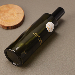 Nouvelle conception de flacon pulvérisateur rond vert de luxe de 200 ml avec étiquette personnalisée, emballage d'huile essentielle parfumée - Product Image 3