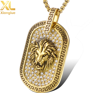Pendentif Tête Étanche en Acier Inoxydable avec Zirconiums Pavés et Diamants, Design Collier Tendance Marlary, Plaqué Or - Product Image 2