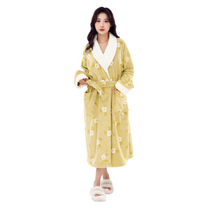 Bata de baño de lana coral rosa de manga larga con estampado floral para mujer, ropa de dormir, ropa de estar por casa, pijamas para parejas - Product Image 4