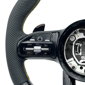 Volant de direction personnalisé en fibre de carbone en gros pour Mercedes Benz C63 <span class=keywords><strong>AMG</strong></span> W213 W203 W222 W206 C300 C43 - Product Image 4