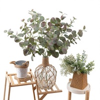 Fleurs artificielles de feuilles d'eucalyptus nordique de qualité supérieure pour la décoration de mariage et les centres de table à domicile