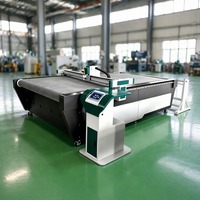 Machine de découpe automatique CNC pour tapis, tapis de voiture, tissus acryliques, vêtements, gazon artificiel