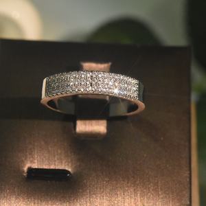 Mulheres românticas 18K White Gold Plated Sparkling Bridal Ring Set Halo em forma de coração Zirconia Noivado Banda Cobre Presente da jóia - Product Image 3