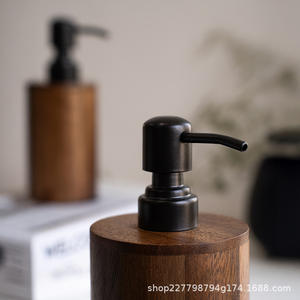 Flacon distributeur de lotion à poussoir en noyer, flacon vide en bois massif, accessoire de luxe pour hôtel, pour savon liquide, gel douche, shampoing - Product Image 2