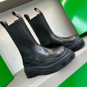 Bottes rehaussantes de haute qualité pour femmes et hommes, imperméables, de luxe, faites à la main, classiques, pour l'hiver - Product Image 3