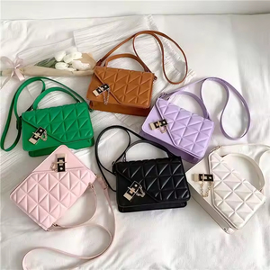 กระเป๋าถือแฟชั่นทันสมัย ทนทาน พร้อมซิปปิด สีพื้น ลายเพชร กระเป๋าสะพายข้างเดี่ยว แบบสะพายไหล่เดียว ใช้ได้ทั้งชายและหญิง - Product Image 1