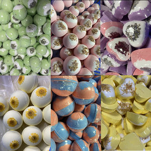 Ensemble cadeau <span class=keywords><strong>de</strong></span> bombes <span class=keywords><strong>de</strong></span> <span class=keywords><strong>bain</strong></span> effervescentes avec logo personnalisé, 12 pièces/boîte, bulles flottantes, bombes <span class=keywords><strong>de</strong></span> <span class=keywords><strong>bain</strong></span> <span class=keywords><strong>de</strong></span> Noë<span class=keywords><strong>l</strong></span> avec des jouets surprises à <span class=keywords><strong>l</strong></span>'intérieur - Product Image 6