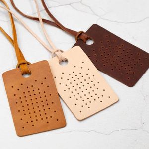 Porte-badge portable en cuir véritable pour épingles en émail, breloques de sac à main et badges, idéal pour cadeaux promotionnels - Product Image 3
