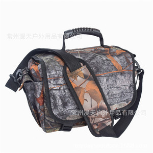 Sac à bandoulière en tissu Oxford camouflage pour l'extérieur, sac à dos de chasse imperméable unisexe, nouveau motif de feuilles automne 2023 - Product Image 1