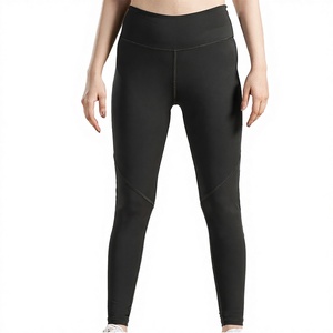 Pantalones de compresión personalizados de talla grande hasta la pantorrilla con control de abdomen, cintura elástica y acabado suave para gimnasio, pilates y actividades al aire libre. - Product Image 3