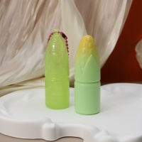 Leeg lippenbalsem tubeje met sleutelhanger, Yuecai maïs-vormig, roze balletjesketting, groothandel.