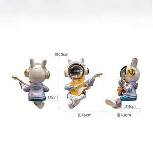 Scultura Decorativa in Resina Dipinta a Mano di Astronauta <span class=keywords><strong>Chitarrista</strong></span> - Personaggio TV e Cinema per Arredamento Casa - Product Image 6