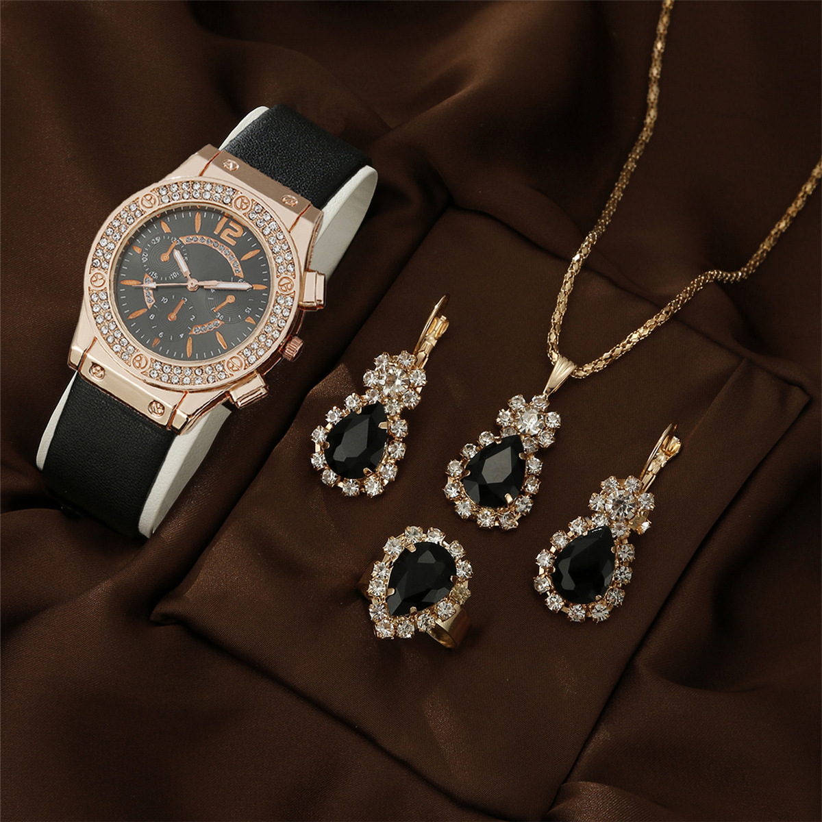 WGS-42 Fashion Women's Jewelry Watches Set - Black Leather Quartz Watch