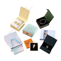 Boîte à bijoux en carton rigide personnalisée avec finition mate et dorure à chaud, emballage tiroir coulissant pour collier, bague, boucles d'oreilles