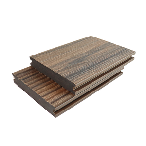 Plancher en WPC à noyau solide de 2e génération avec <span class=keywords><strong>couche</strong></span> protectrice co-extrudée, certifié ASTM, anti-abrasion, installation facile, pour terrasse de villa - Product Image 1