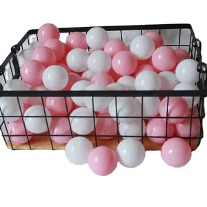 Boules d'océan en plastique pour enfants, vente en gros, rose et blanc, 6cm 7cm 8cm, balles avec fosse pour terrain de jeux, pièces