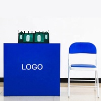 La table et la chaise d'arbitre de tennis de table sont fournies directement par l'usine, avec logo personnalisé, chaise de ping-pong, bureau avec tableau d'affichage