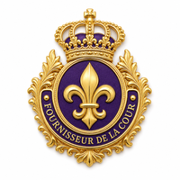 Badge métallique personnalisé avec détails estampés, dos magnétique en laiton, options de taille et de forme pour articles promotionnels et événements