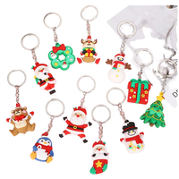 Porte-clés pendentif en caoutchouc durable Soododo Père Noël 2026, motif dessin animé mignon 3D, impression UV, arbre de Noël et bonhomme de neige