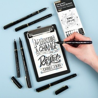Ensemble de stylos marqueurs de calligraphie à pointe pinceau en encre noire de haute qualité Gxin G-625-6 avec logo personnalisé pour la lettrage, le dessin et les illustrateurs