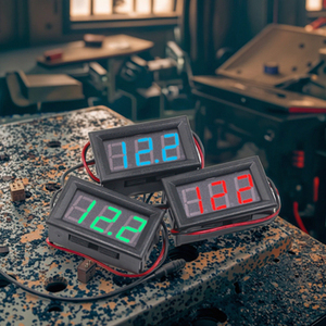 <span class=keywords><strong>DC</strong></span> 4.5-30V vôn kế màu đỏ - Product Image 3