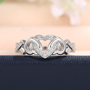 Anello a Cuore Intrecciato per Donne, Elegante Gioiello da Dito alla Moda - Product Image 5